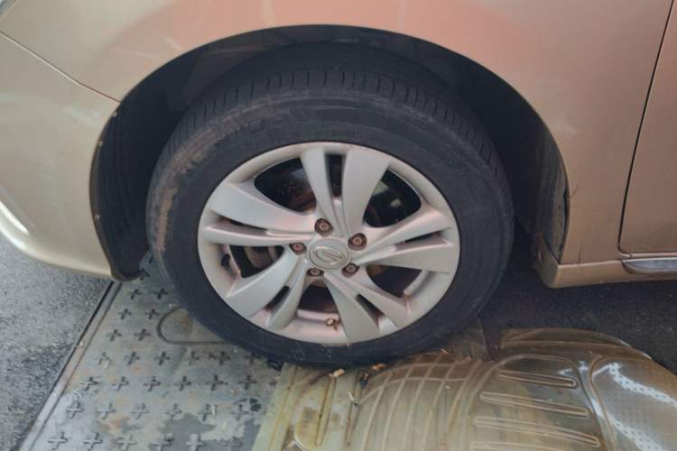 Used GAC Trumpchi GA3S Vision 2014 1.6L Automatic Luxury ESP Version Left Front Wheel Hub