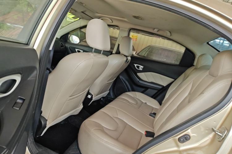 Used GAC Trumpchi GA3S Vision 2014 1.6L Automatic Luxury ESP Version Left Rear Seat