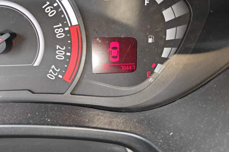 Used GAC Trumpchi GA3S Vision 2014 1.6L Manual Luxury ESP Version Odometer Close Up