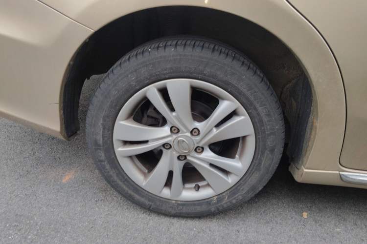 Used GAC Trumpchi GA3S Vision 2014 1.6L Automatic Luxury ESP Version Right Rear Wheel Hub