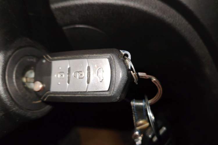Used GAC Trumpchi GA3S Vision 2014 1.6L Automatic Luxury ESP Version Vehicle Key