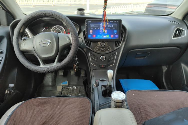 Used GAC Trumpchi GA3S Vision 2016 200T Manual Elite Edition Center Console