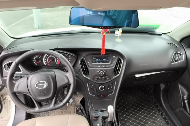 Used GAC Trumpchi GA3S Vision 2016 200T Manual Elite Edition Center Console