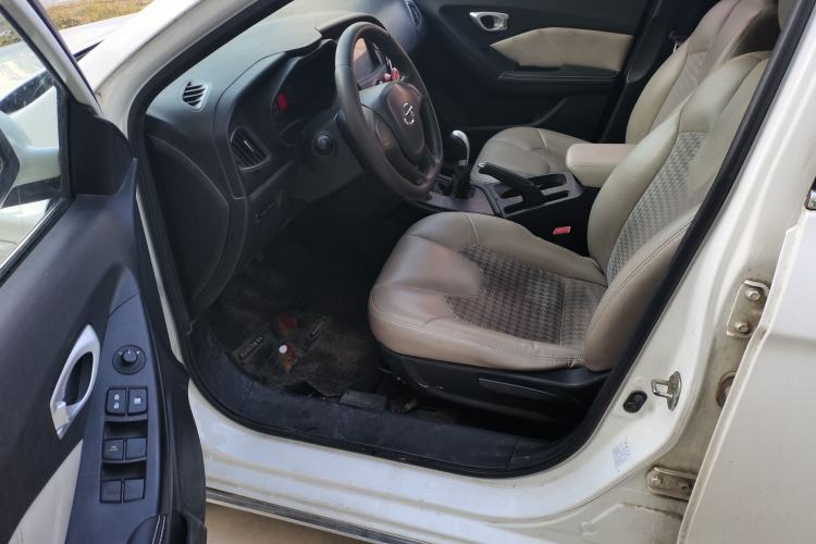 Used GAC Trumpchi GA3S Vision 2016 200T Manual Elite Edition Driver Seat
