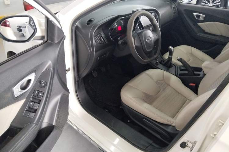 Used GAC Trumpchi GA3S Vision 2016 200T Manual Elite Edition Driver Seat