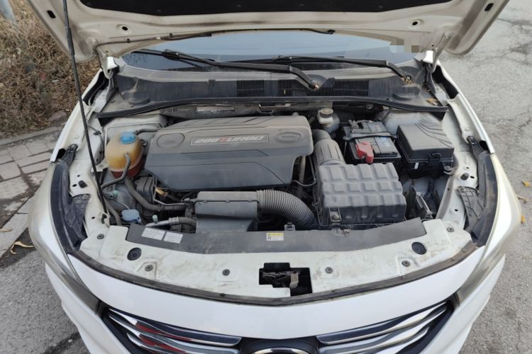 Used GAC Trumpchi GA3S Vision 2016 200T Manual Elite Edition Engine Bay