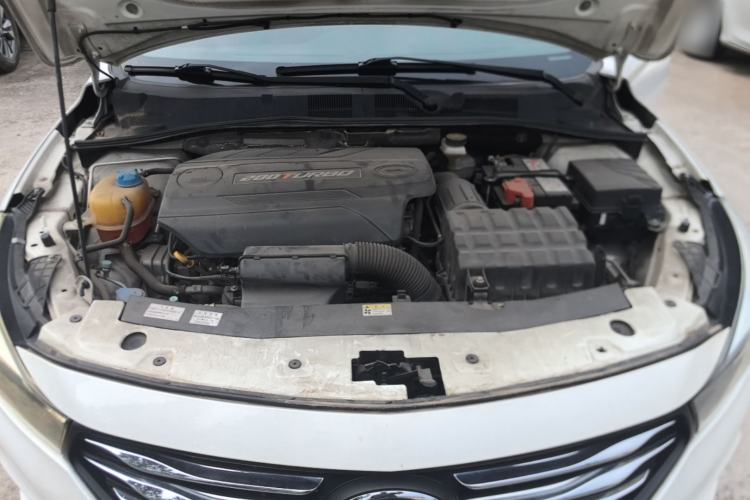 Used GAC Trumpchi GA3S Vision 2016 200T Manual Elite Edition Engine Bay