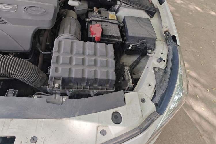 Used GAC Trumpchi GA3S Vision 2016 200T Manual Elite Edition Engine Bay Left