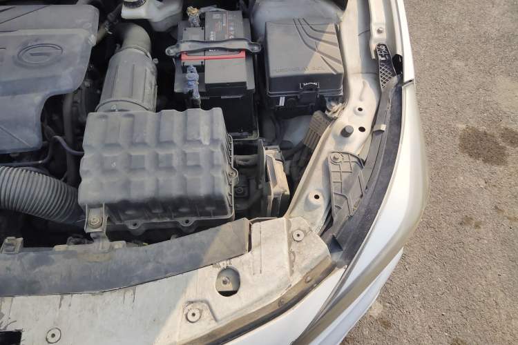 Used GAC Trumpchi GA3S Vision 2016 200T Manual Elite Edition Engine Bay Left