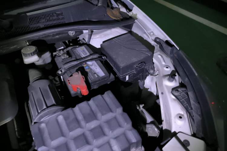 Used GAC Trumpchi GA3S Vision 2016 200T Manual Elite Edition Engine Bay Left