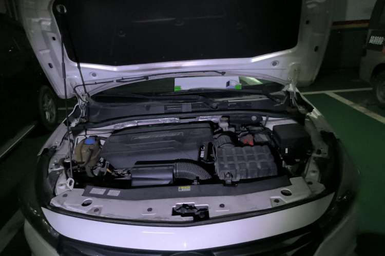 Used GAC Trumpchi GA3S Vision 2016 200T Manual Elite Edition Engine Bay