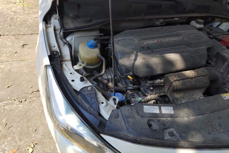 Used GAC Trumpchi GA3S Vision 2016 200T Manual Elite Edition Engine Bay Right