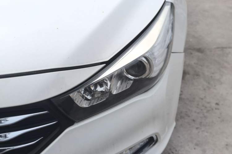 Used GAC Trumpchi GA3S Vision 2016 200T Manual Elite Edition Left Front Headlight