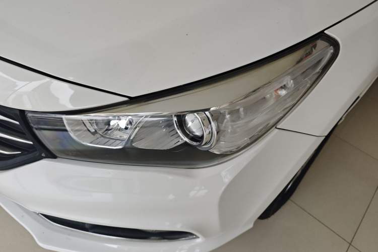 Used GAC Trumpchi GA3S Vision 2016 200T Manual Elite Edition Left Front Headlight