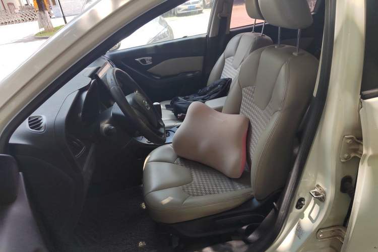 Used GAC Trumpchi GA3S Vision 2016 200T Manual Elite Edition Left Front Seat