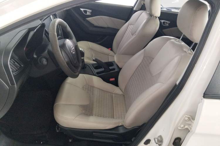 Used GAC Trumpchi GA3S Vision 2016 200T Manual Elite Edition Left Front Seat