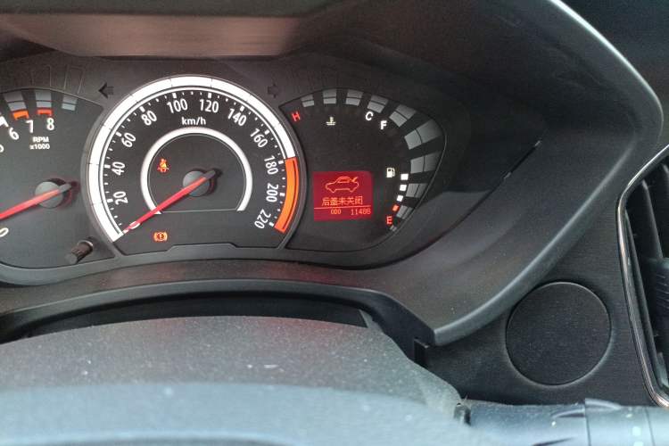 Used GAC Trumpchi GA3S Vision 2016 200T Manual Elite Edition Odometer Close Up