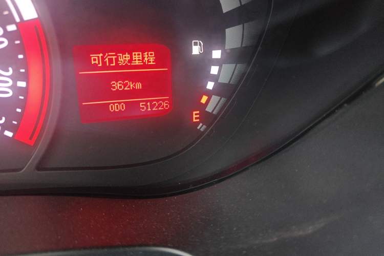Used GAC Trumpchi GA3S Vision 2016 200T Manual Elite Edition Odometer Close Up