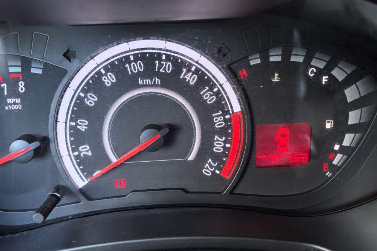 Used GAC Trumpchi GA3S Vision 2016 200T Manual Elite Edition Odometer Close Up