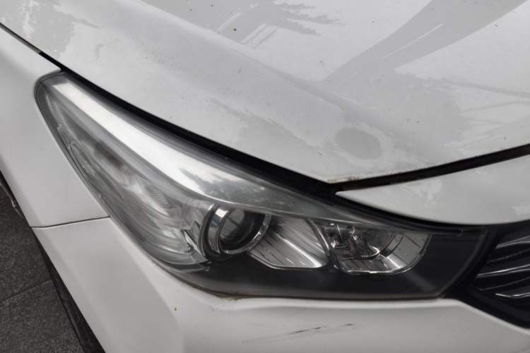 Used GAC Trumpchi GA3S Vision 2016 200T Manual Elite Edition Right Front Headlight
