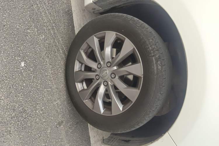 Used GAC Trumpchi GA3S Vision 2016 200T Manual Luxury ESP Edition Right Front Wheel Hub