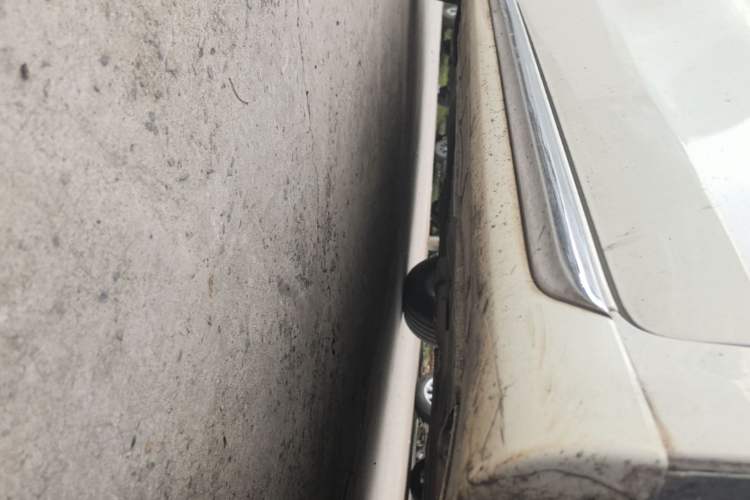 Used GAC Trumpchi GA3S Vision 2016 200T Manual Elite Edition Right Side Sill