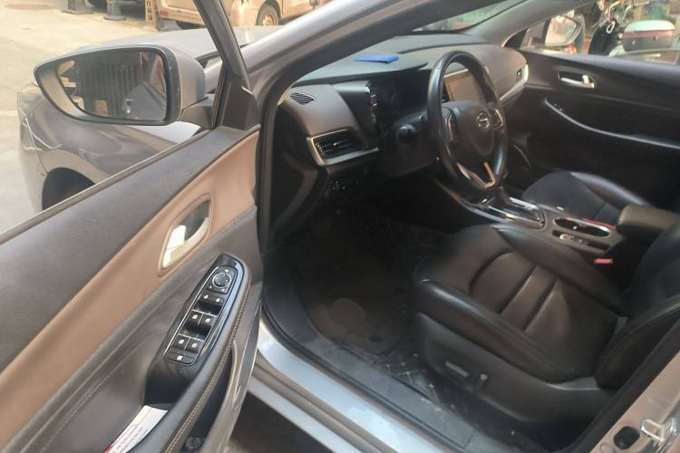 Used GAC Trumpchi GA4 2018 200T Automatic Luxury Edition Interior 3