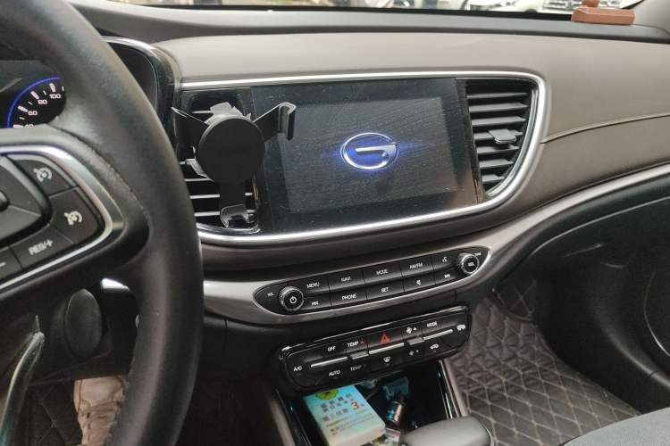 Used GAC Trumpchi GA4 2018 200T Automatic Luxury Edition Audio And AC Panel