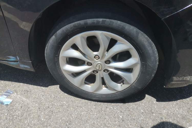 Used GAC Trumpchi GA4 2018 200T Manual Luxury Edition Right Front Wheel Hub