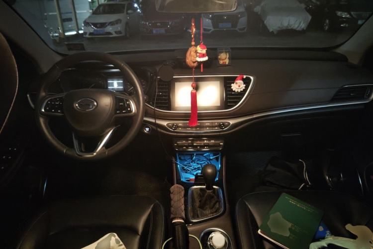 Used GAC Trumpchi GA4 2018 150N Manual Deluxe Edition Center Console