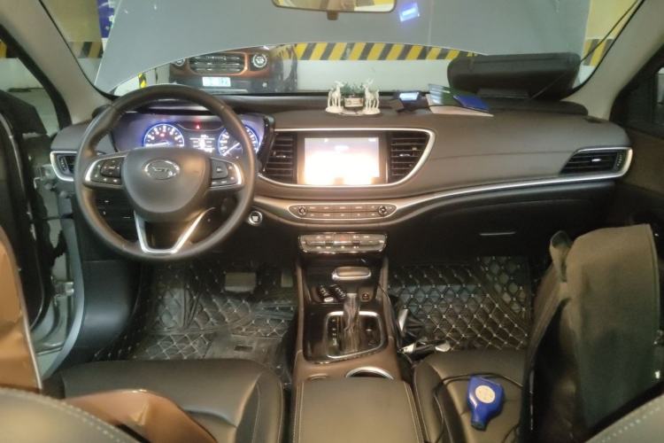 Used GAC Trumpchi GA4 2018 200T Automatic Luxury Edition Center Console