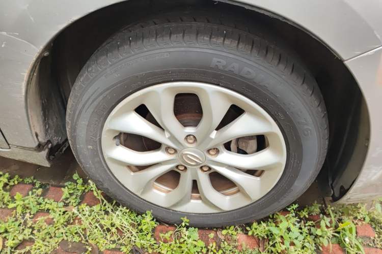 Used GAC Trumpchi GA4 2018 150N Automatic Luxury Edition Right Front Wheel Hub