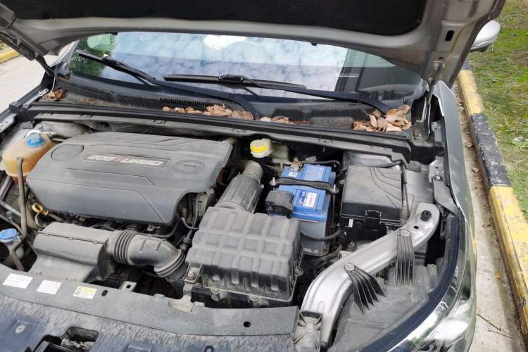 Used GAC Trumpchi GA4 2018 200T Automatic Luxury Edition Engine Bay Left