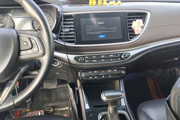 Used GAC Trumpchi GA4 2018 200T Automatic Luxury Edition Audio And AC Panel