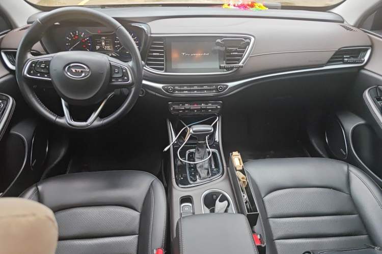 Used GAC Trumpchi GA4 2018 200T Automatic Luxury Edition Center Console