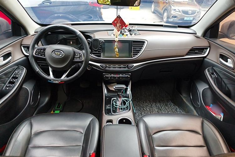Used GAC Trumpchi GA4 2018 200T Automatic Luxury Edition Center Console