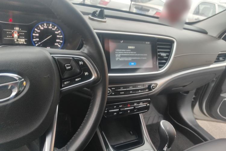 Used GAC Trumpchi GA4 2018 200T Manual Luxury Edition Center Console