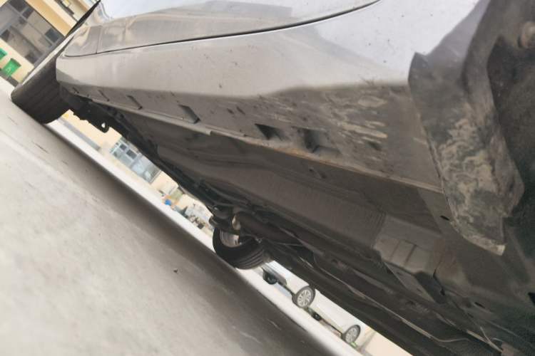Used GAC Trumpchi GA4 2018 150N Manual Deluxe Edition Chassis Front Right