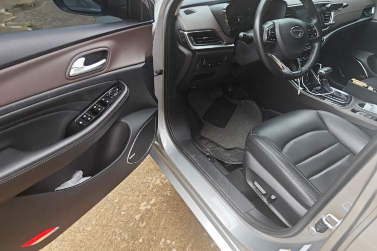 Used GAC Trumpchi GA4 2018 200T Automatic Luxury Edition Driver Seat