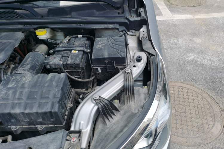 Used GAC Trumpchi GA4 2018 200T Automatic Luxury Edition Engine Bay Left