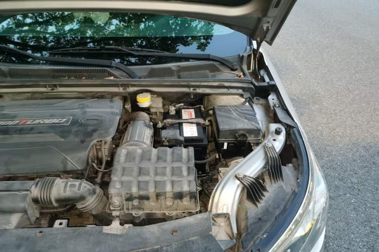 Used GAC Trumpchi GA4 2018 200T Automatic Luxury Edition Engine Bay Left