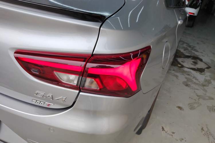 Used GAC Trumpchi GA4 2018 200T Automatic Luxury Edition Exterior 3