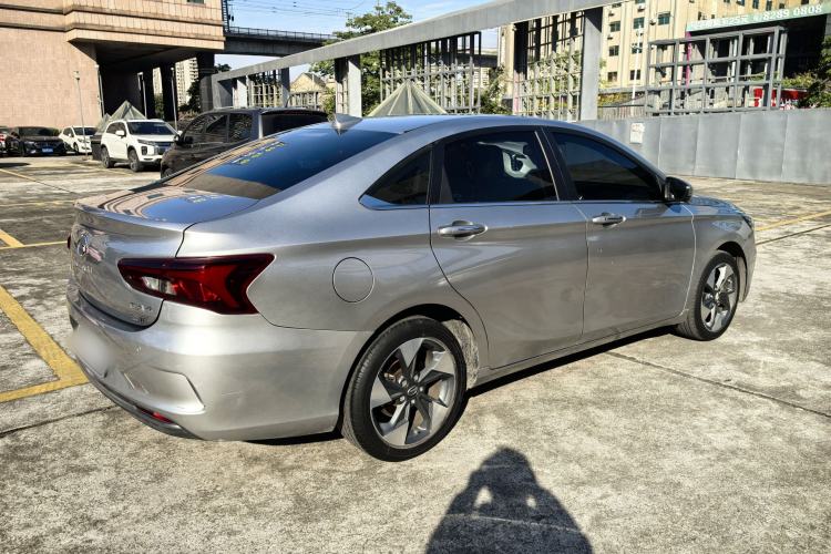 Used GAC Trumpchi GA4 2018 200T Automatic Luxury Edition Exterior 4