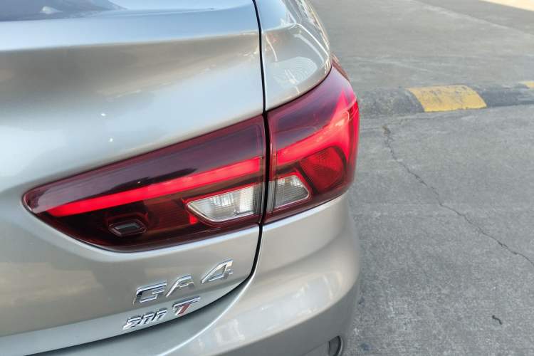 Used GAC Trumpchi GA4 2018 200T Automatic Luxury Edition Exterior 6