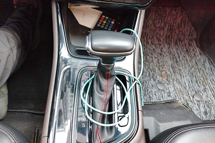 Used GAC Trumpchi GA4 2018 200T Automatic Luxury Edition Gear Lever