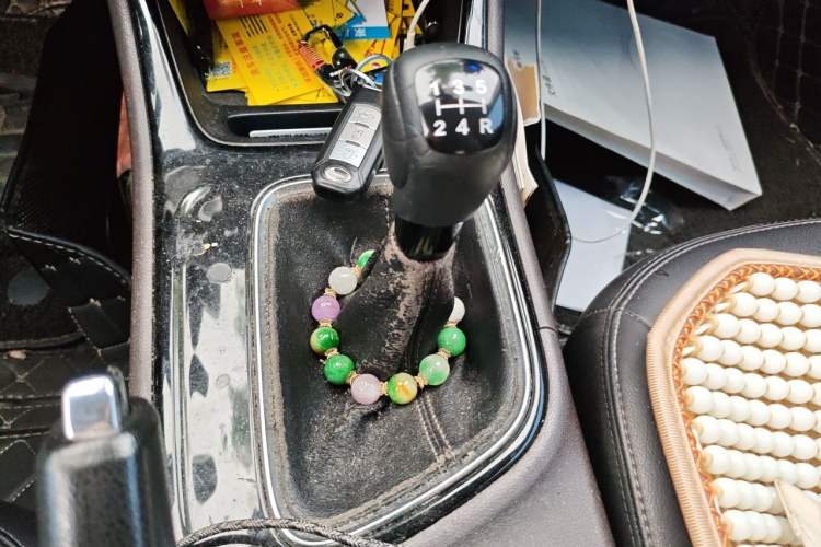 Used GAC Trumpchi GA4 2018 150N Manual Luxury Edition Gear Lever