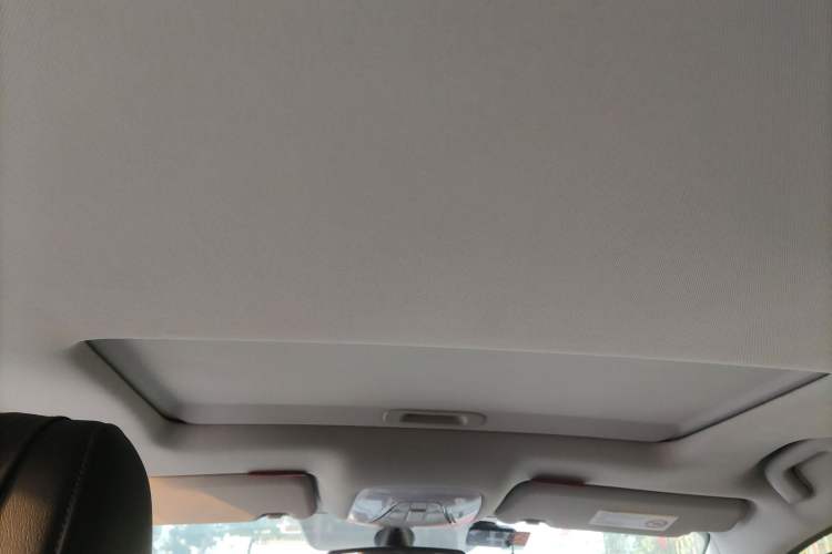 Used GAC Trumpchi GA4 2018 200T Automatic Luxury Edition Headliner