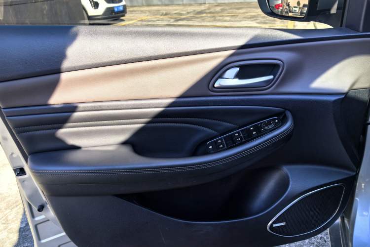 Used GAC Trumpchi GA4 2018 200T Automatic Luxury Edition Interior 10