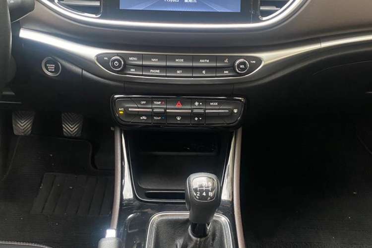 Used GAC Trumpchi GA4 2018 150N Manual Luxury Edition Interior 4