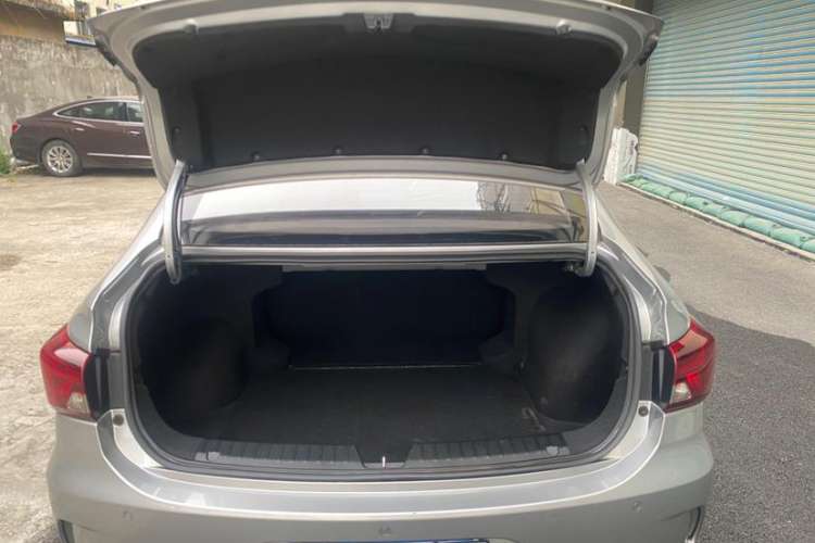 Used GAC Trumpchi GA4 2018 150N Manual Luxury Edition Interior 8